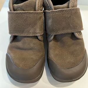 BOGS, size 9 toddler, brown suede Sammy Waterproof Sneaker